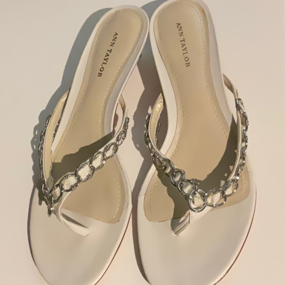 Ann Taylor Samantha Ivory Leather Size 7 M
